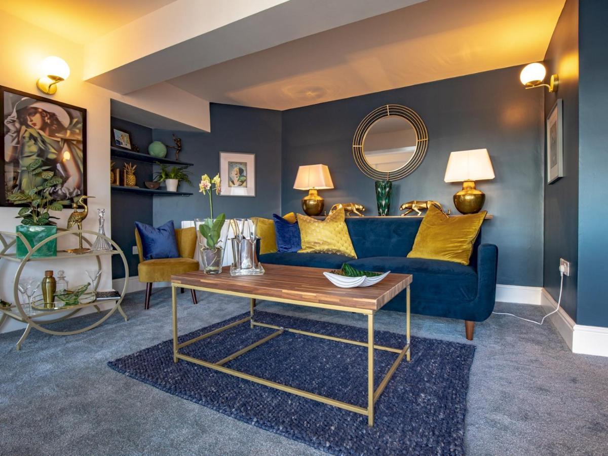 Pass The Keys Art Deco Inspired Apartment With Roof Top Views Шрусбері Екстер'єр фото