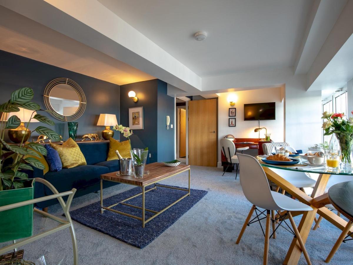 Pass The Keys Art Deco Inspired Apartment With Roof Top Views Шрусбері Екстер'єр фото